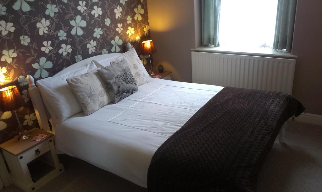 Saffron House Bed and Breakfast Combe Martin Εξωτερικό φωτογραφία