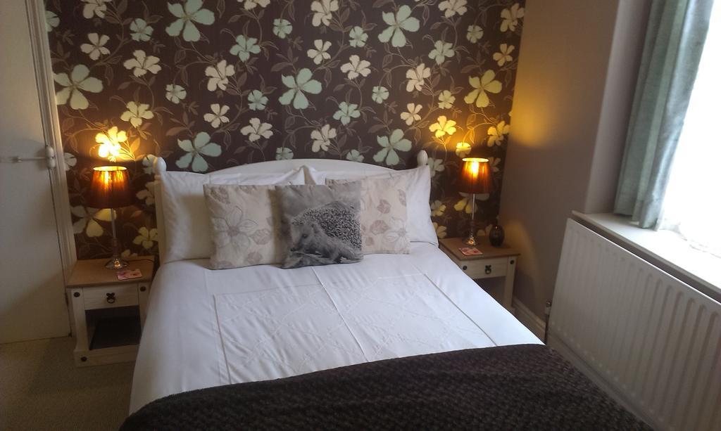 Saffron House Bed and Breakfast Combe Martin Εξωτερικό φωτογραφία